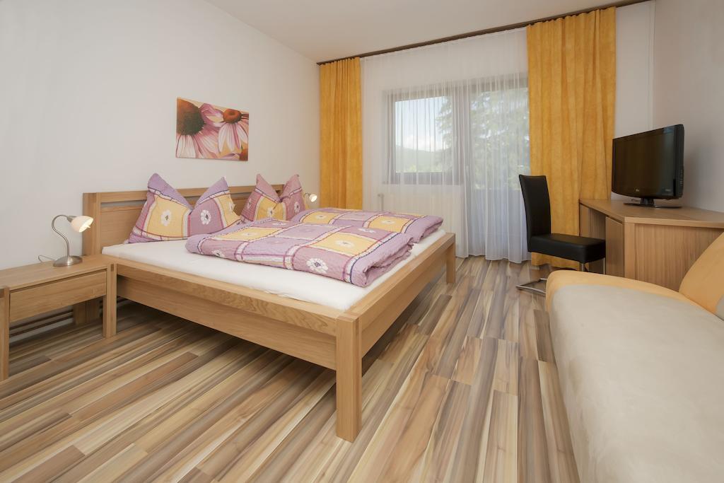 וולדן אם וורתרסי Appartement - Pension Adlerhorst חדר תמונה